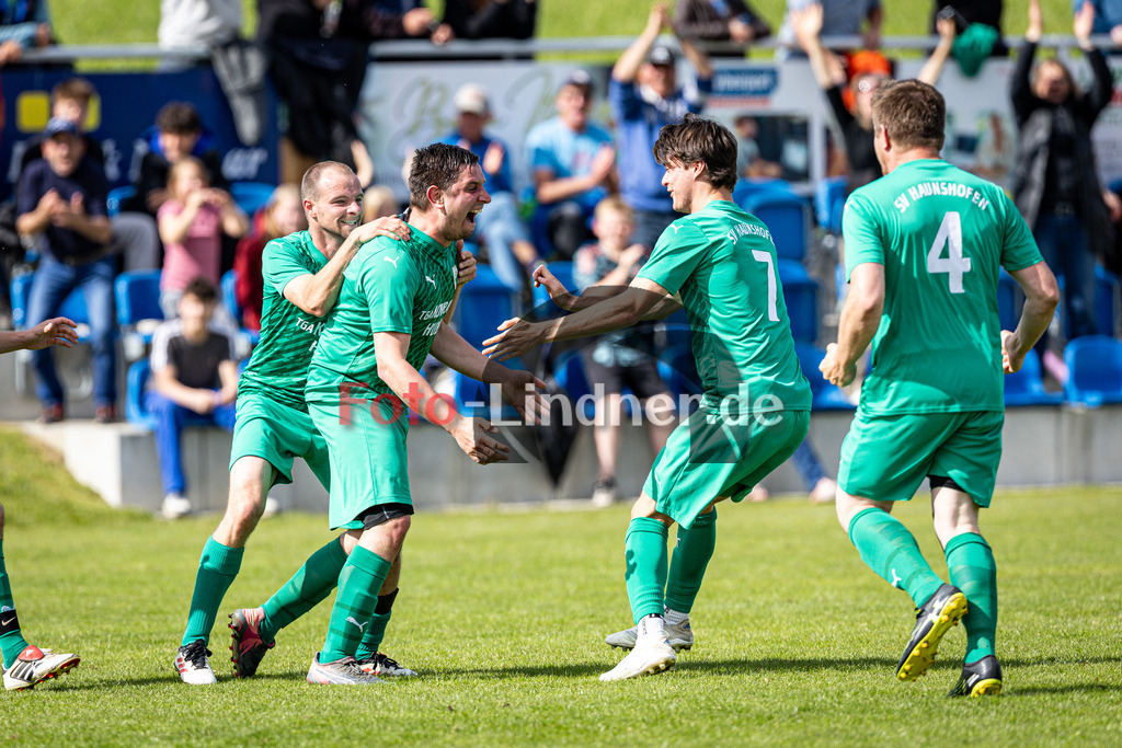 SV Haunshofen gegen TSV Perchting-Hadorf | Fußball Herren A-Klasse Gruppe 5 Zugspitze 2025/26 24. Spieltag, SV Haunshofen gegen TSV Perchting-Hadorf, 20260517,Torjubel,2026-05-17 in 82407 Haunshofen (Rasenplatz 1, Hauptstraße 60), Florian ADAM (SV Haunshofen 16), Stefan STEIGENBERGER (SV Haunshofen Kapitän 13), Moritz DEISENBERGER (SV Haunshofen 7), Andreas STEIGENBERGER (SV HaunshofenCopyright: WolfgangxLindner www.foto-lindner.de