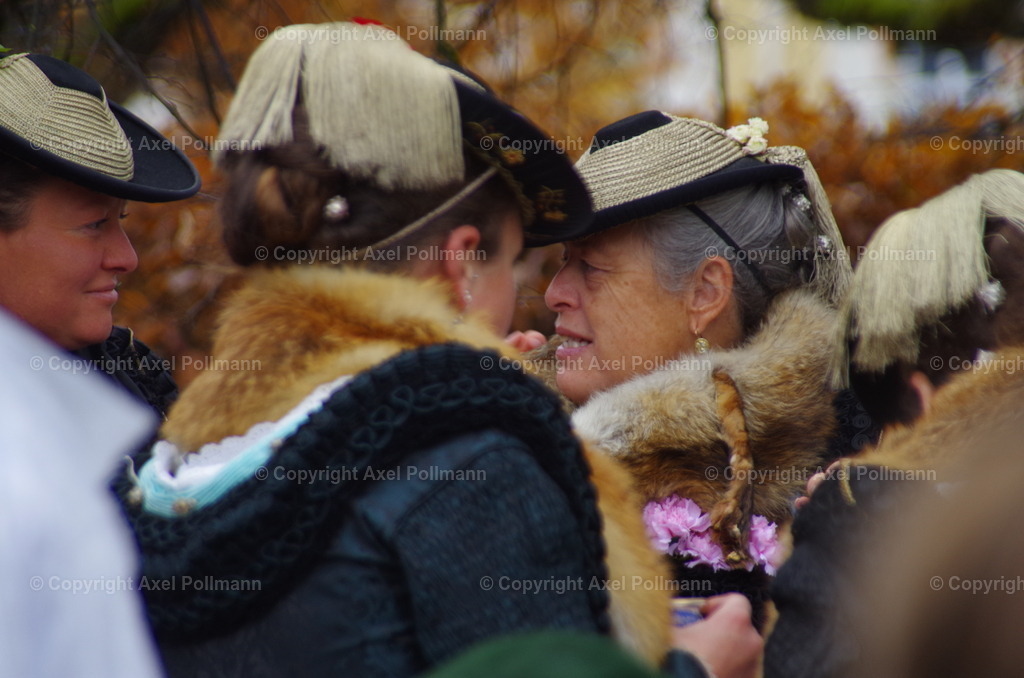 IMGP9556 | fotografiert von Axel PollmannLeonhardi Wallfahrt Benediktbeuern und Murnau, Fronleichnam, Fasching, Landschaft im Loisachtal und Benediktbeuern  - Realisiert mit Pictrs.com