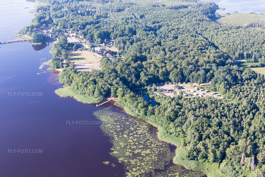 Aerial view: View of the town in Torne in the state Kronoberg, Sweden. – Photo: IMG_108177.jpg taken on 06/28/2018 by Werner Riehm/FLY-FOTO.com – Resolution of the original: 5472 x 3648 px