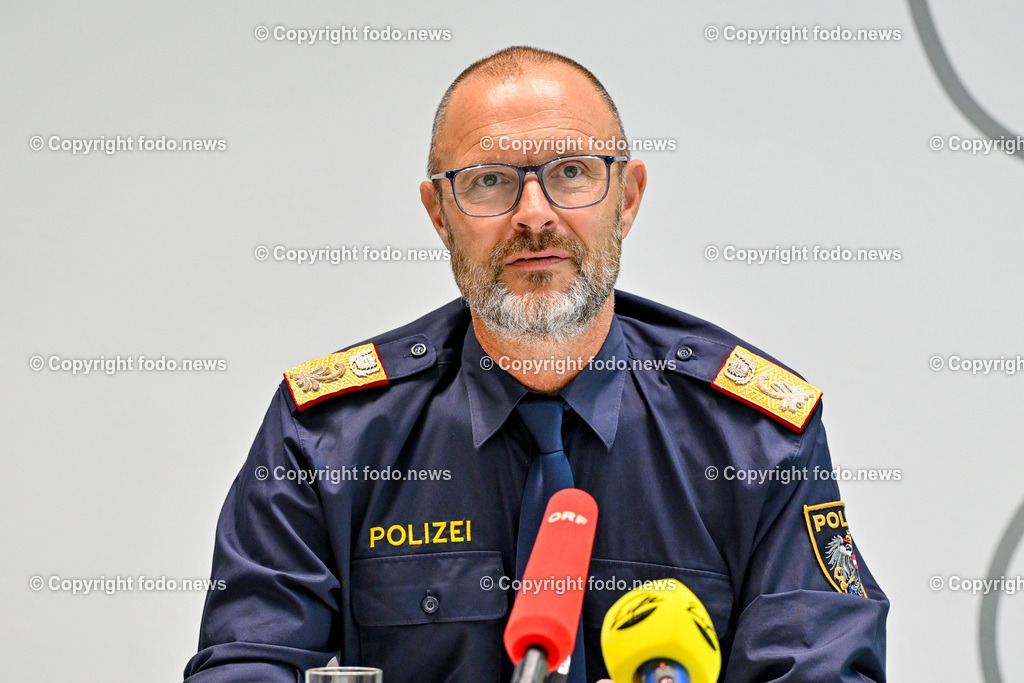 Polizei_ neuer Stadtpolizeikommandant Linz_ 27.06.2024-11 | 27.06.2024, Landespolizeidirektion Oberoesterreich, AUT, Vorstellung des neuen Stadtpolizeikommandanten von Linz, im Bild Andreas Pilsl (Landespolizeidirektor Ooe)