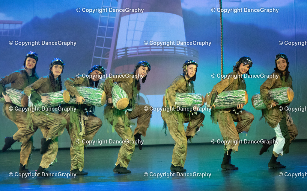 GPHY1804 | DanceGraphy - Realisiert mit Pictrs.com