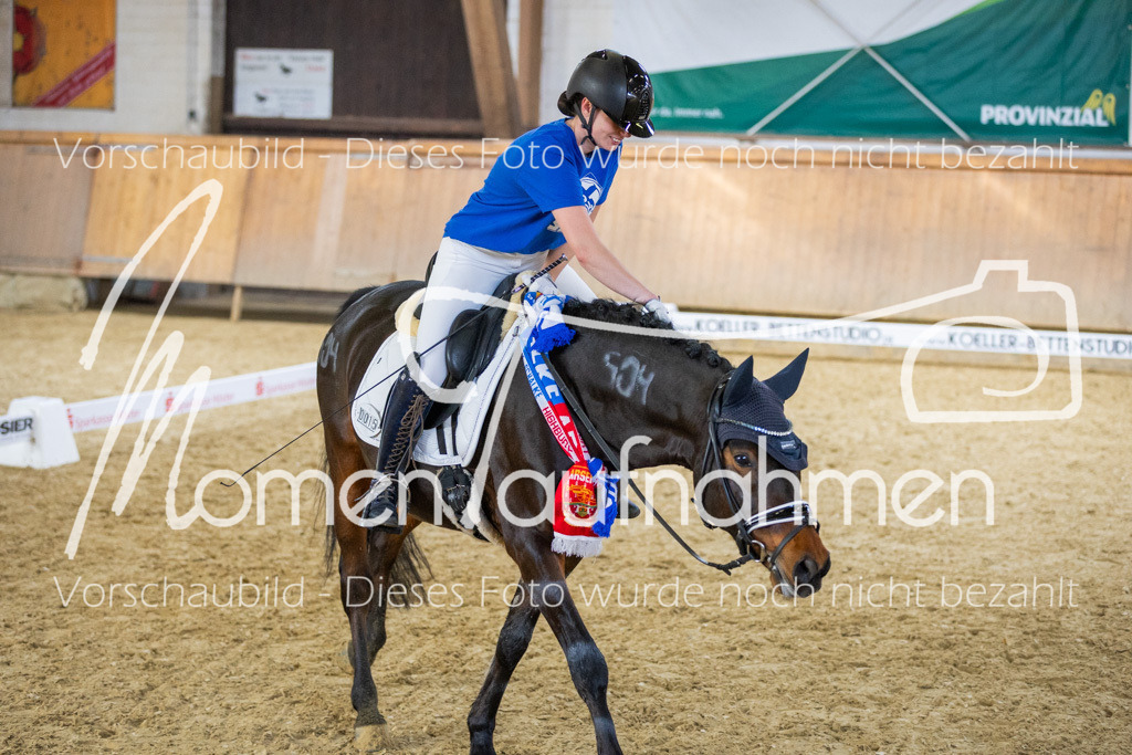 Sth-LPO25-L-Kür-120 | MomenTaufnahmen Pferdesportfotos