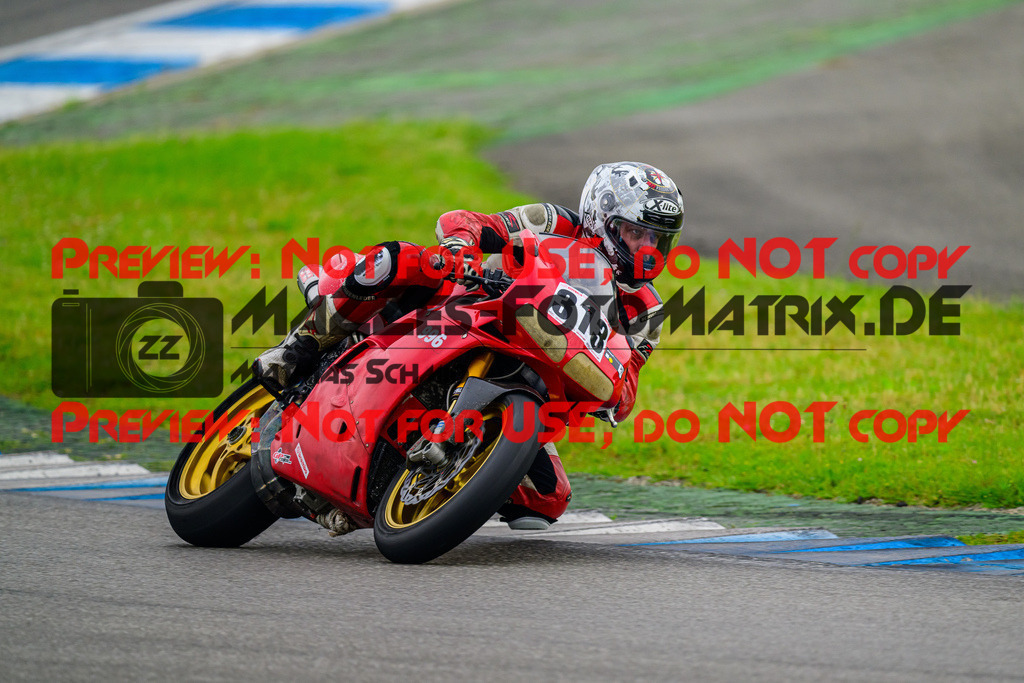 MaZZes_FotoMatrix_240521_6007705_1043 | WEISS