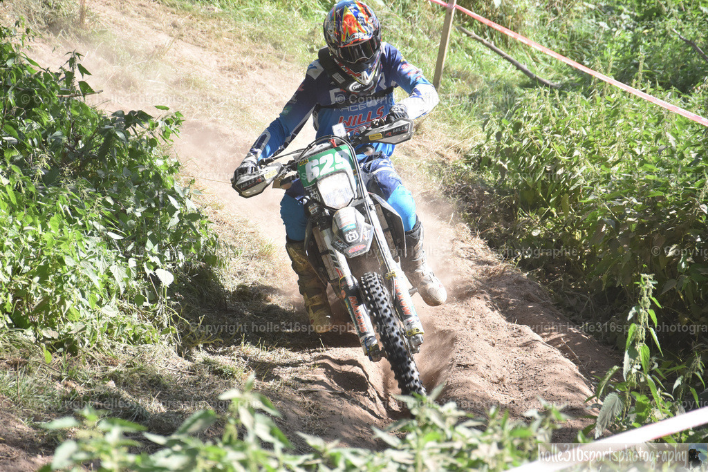 DSC_0234 | Sportfotografie , Motorsport, Motoross, Reitsport, Mointainbike, Enduro,
Landschaft , Outdoor, Eventfotografie, Landschaft, Bilder online bestellen - Realisiert mit Pictrs.com