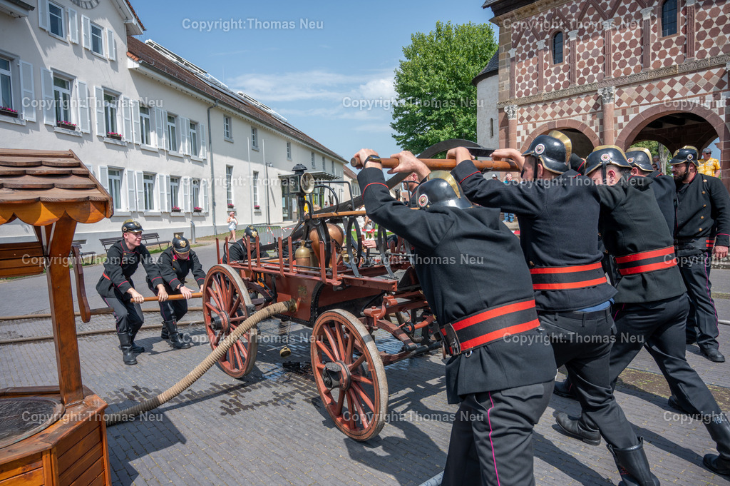 DSC_0645 | 14.06.2025,ble, Lorsch, vor der Königshalle Jugendwehr und Zeitreise durch die Geschichte der Feuerwehr, ,, Bild: Thomas Neu