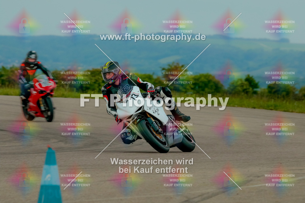 _7D21051 | Hier findet Ihr Bilder von Touristenfahrten auf der Nürburgring Nordschleife oder von anderen Veranstaltungen die ich besucht habe. Viel Spass beim Durch Schauen 