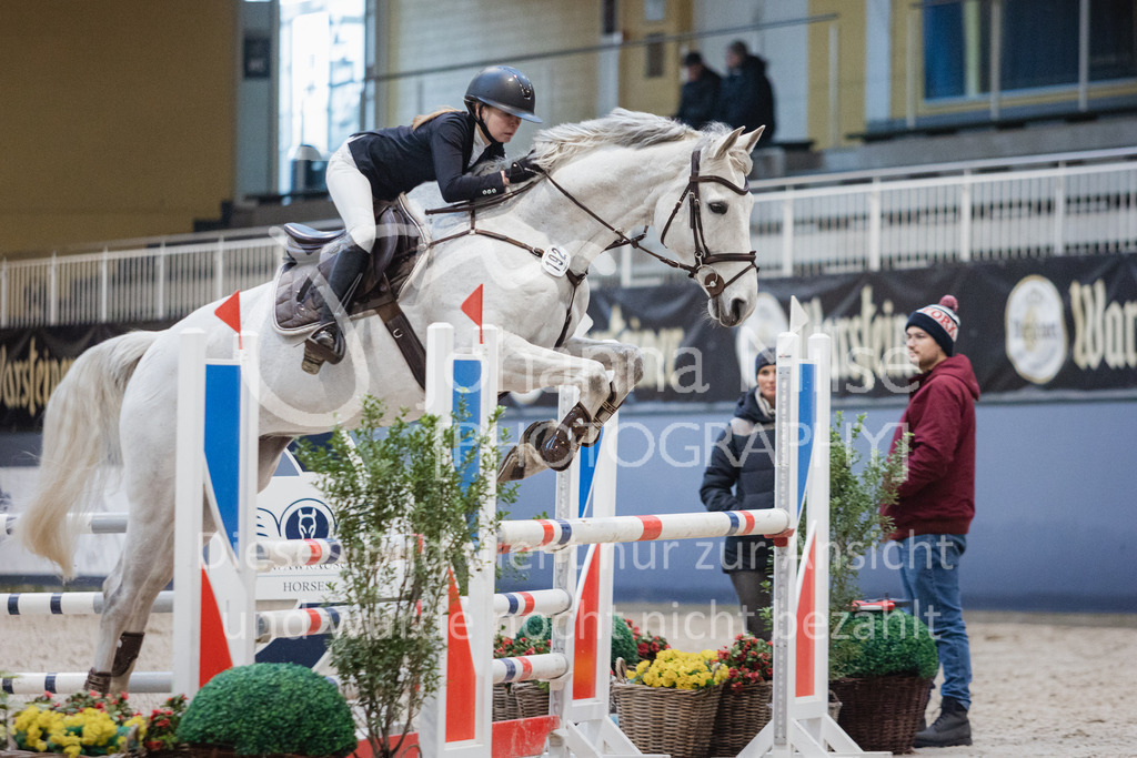 230210_Warstein_Stil-L-143 | Deine schönsten Turniermomente als professionelle Fotos! Entdecke hochwertige Pferdesport-Fotografie im Online-Shop. Jetzt Fotos finden & bestellen!