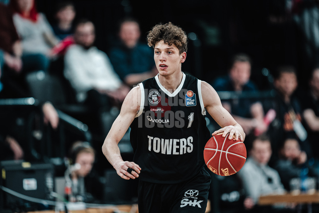 Basketball | Männer | Saison 2023/2024 | easyCredit Basketball Bundesliga | Veolia Towers Hamburg vs. EWE Baskets Oldenburg | 20.01.2024 | Niklas Krause (#1, Veolia Towers Hamburg)
