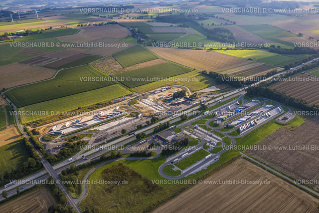 Werl230807001 | Luftbild, Baustelle mit Ausbau der Serways Raststätte Am Haarstrang, Autobahn A44, Westbüderich, Werl, Werl-Unnaer Börde, Nordrhein-Westfalen, Deutschland
