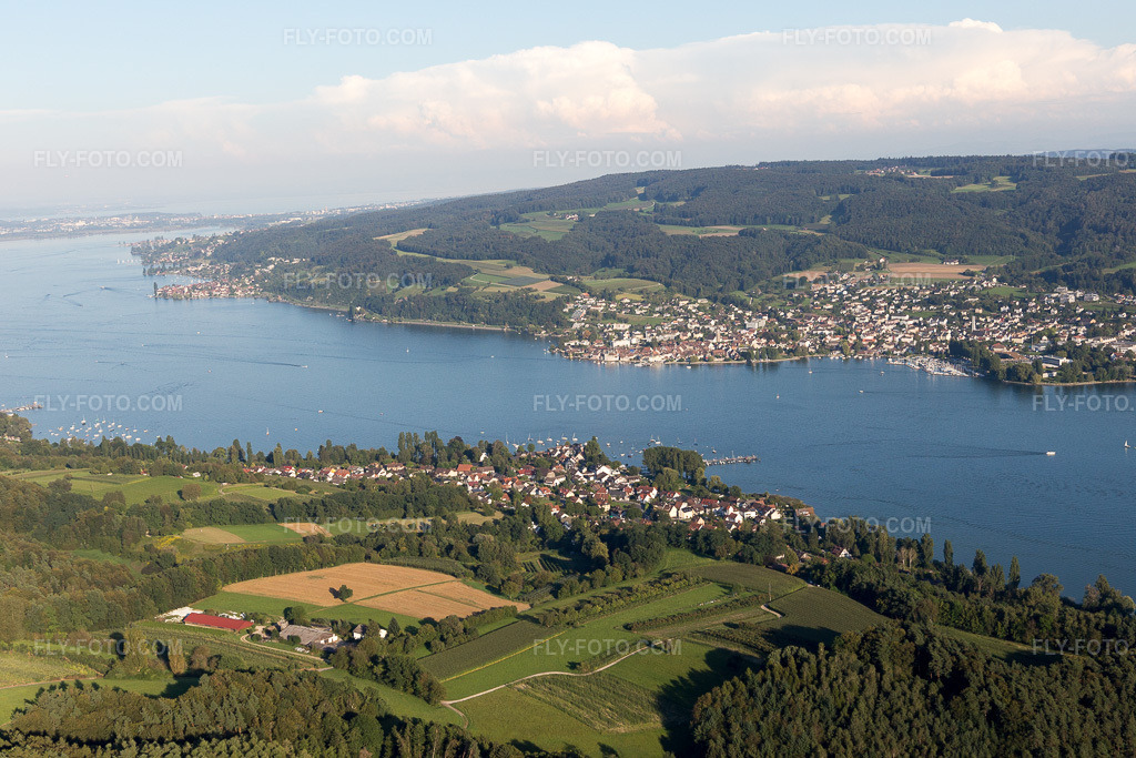 Aerial view: Lake Constance shoreline areas in Steckborn in the state Thurgau, Switzerland.Photo: IMG_094304.jpg taken on 08/27/2016 by Werner Riehm/FLY-FOTO.comResolution of the original: 5472 x 3648 px