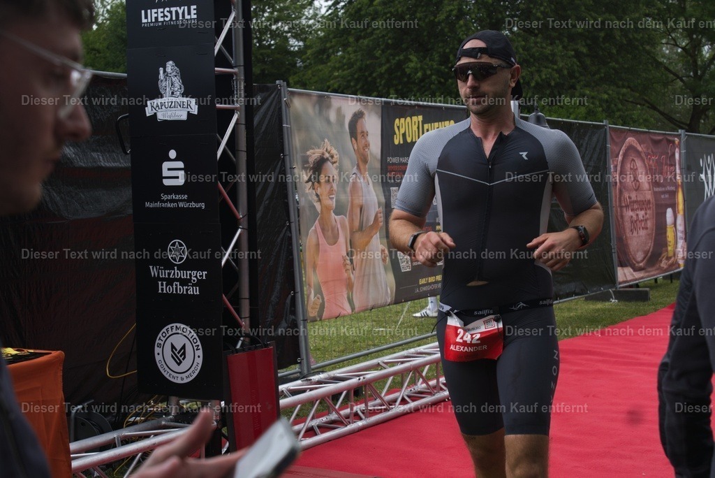 triathlon_wuerzburg_l_2026_06_14-742 | Shop für Fotos von Sportevents z.B. Obstacle Course Racing, OCR, Triathlon, Trail Run und MTB - Realisiert mit Pictrs.com
