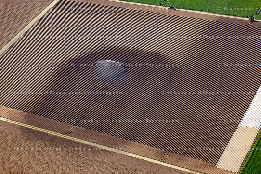 Luftbilder Schwalmtal-9963 | Luftbild Kreisförmige Bewässerung auf landwirtschaftlichen Feldern in Schwalmtal - Realisiert mit Pictrs.com