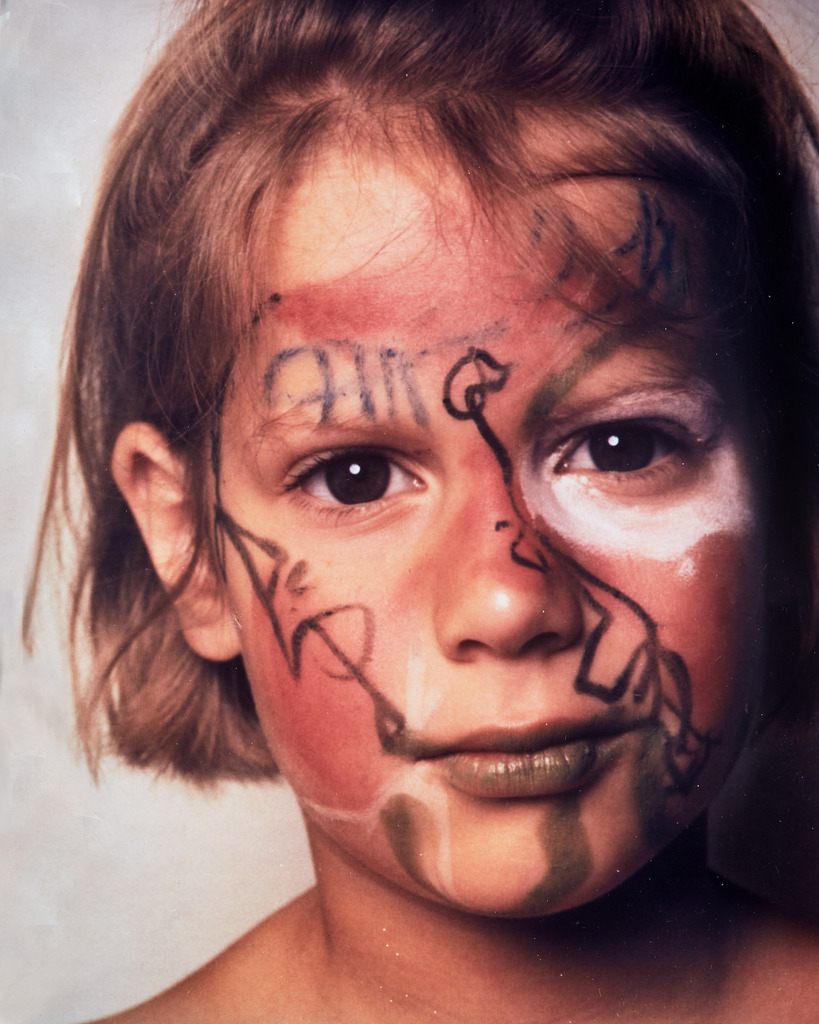 013art_Bee-Braxm_LindaRinkel_0900 | Werk aus  dem Jahr 1994   Nach einer Aktion im Ritterhausmuseum Offenburg. Kunstmaler Rainer Braxmaier und Modefotograf Wilfried Beege.