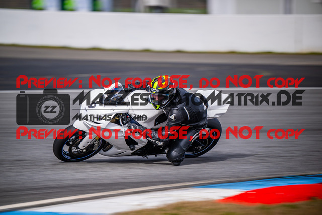 MaZZes_Fotomatrix_20240316_6021986_3568 | Fotograf Mathias Schmid
Sportfotograf,
Eventfotograf,
Hochzeitsfotograf,
Portraitfotograf