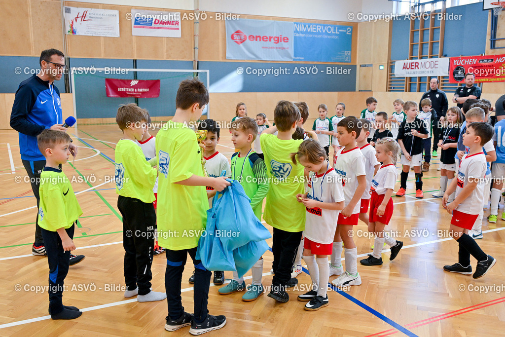 ASVÖ_ Fussballturnier SV Gallneukirchen_ 08.02.2025-137 | 08.02.2025, Gallneukirchen, AUT, ASVÖ, Fussball Nachwuchs Hallenturnier 2025, SV Gallneukirchen im Bild Teilnehmer U 7©Harald Dostal / fodo.media - Realisiert mit Pictrs.com
