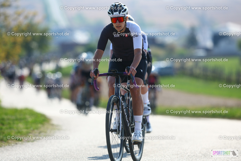 108_TRA55230 | Neusiedlersee Radmarathon 2026@sportshot_your_pictrs #yourpictures#roadtowm2029 #nrm #neusiedlerseeradmarathon #neusiedlersee #neusiedlerseetourismus #burgenland #mörbisch #nrm26 #burgenlandtourismus #voglundco #poweredbyburgenlandtourismus #radsport #rad #marathon #ucigranfondo #visitburgenland #ucigranfondoworldseries