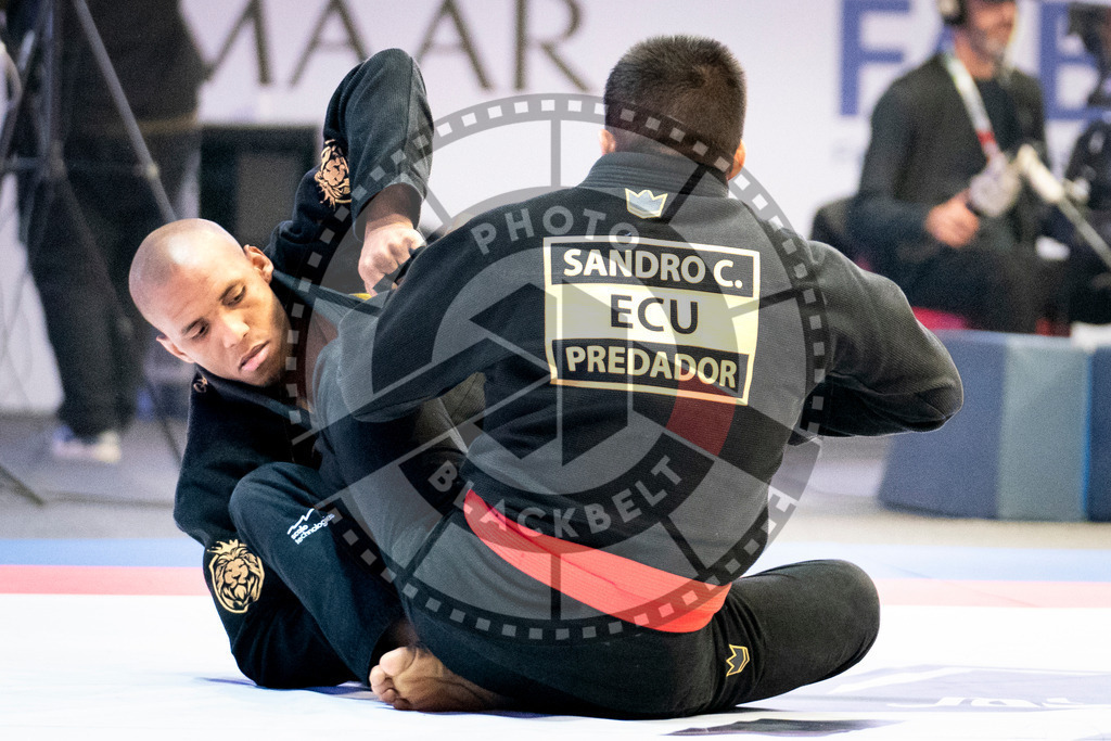20231107PBB4497 | Fighters compete during the AJP World Master Championship in the Mubadala Arena in Abu Dhabi, Arab United Emirates, on November 7, 2023.
