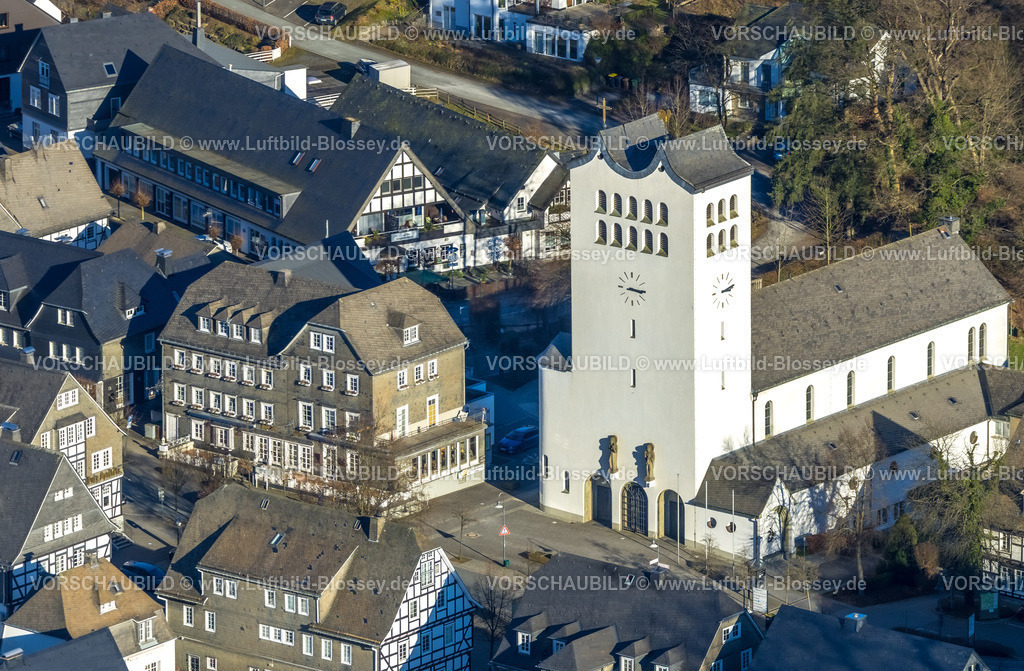 Schmallenberg230205419BadFredeburg-2 | Luftbild, Kath. Kirche St. Georg, Fredeburg, Schmallenberg, Sauerland, Nordrhein-Westfalen, Deutschland