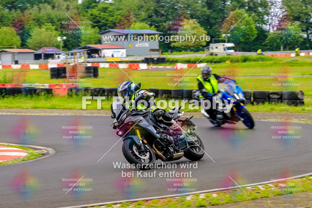 VBK-7902 | Hier findet Ihr Bilder von Touristenfahrten auf der Nürburgring Nordschleife oder von anderen Veranstaltungen die ich besucht habe. Viel Spass beim Durch Schauen 