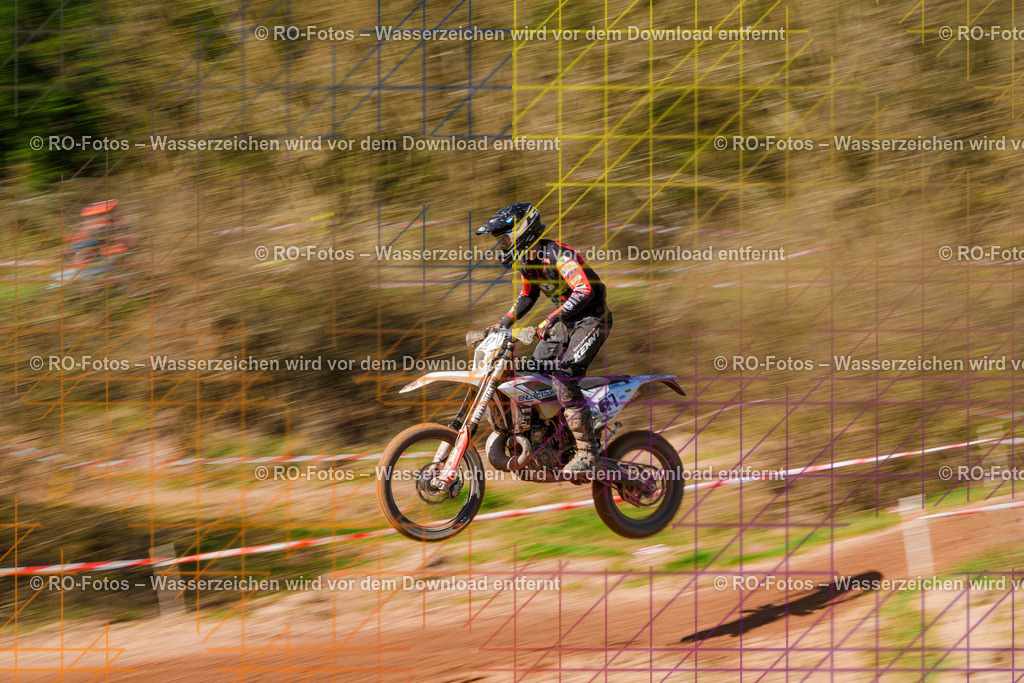 3 Lauf Mernes-258 | Sportfotografie von RO-Fotos: Motorsport, Motocross, Enduro, Laufveranstaltungen und Triathlon. Professionelle Fotos von Sportlern und Events. - Realisiert mit Pictrs.com