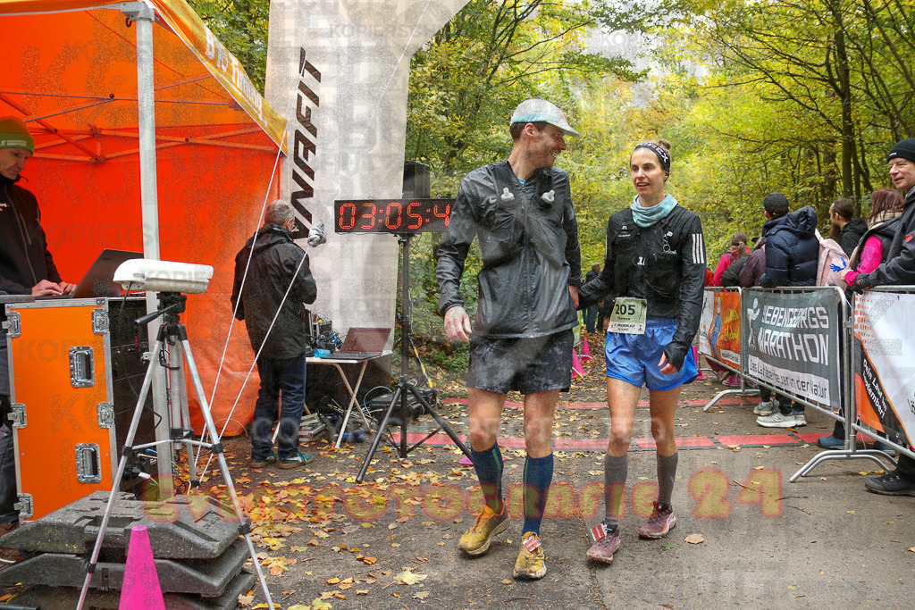 251026_1307_EX1_2564 | Sportfotografie im Rhein-Sieg Kreis, Köln, Bonn, NRW, Rheinland Pfalz, Hessen, etc. Unser Tätigkeitsfeld umfasst den Laufsport vom Volkslauf über den Marathon, Duathlon, Triathon bis zum Ultralauf wie Kölnpfad Ultra oder Schindertrail.