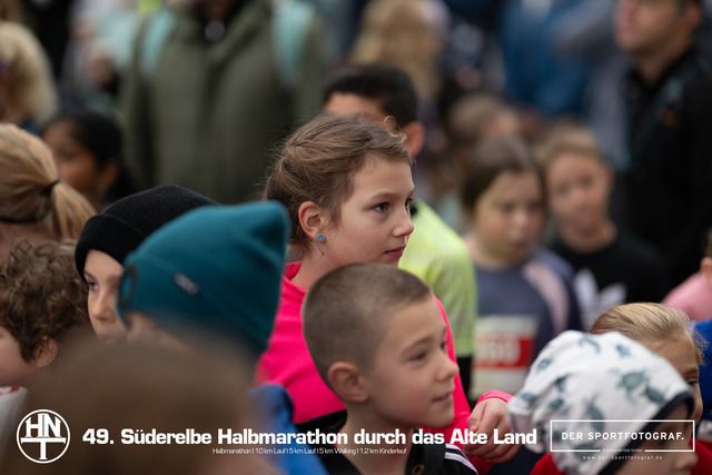 Süderelbe Halbmarathon 2025 I 09.11.2025 I Fotograf_DerSportfotograf.I 00115 | Der Sportfotograf. - Realisiert mit Pictrs.com