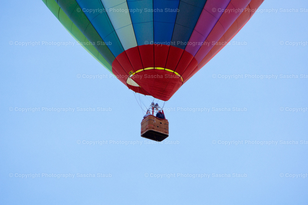 Ballonfahrt | Willkommen im Shop von Photography Sascha Staub. Hier findest du alle Fotos und Medieninhalten von Sascha Staub. In diesem Shop kannst du Lizenzen zu den Fotos, Drucke und Gutscheine für den Shop erwerben.  - Realisiert mit Pictrs.com