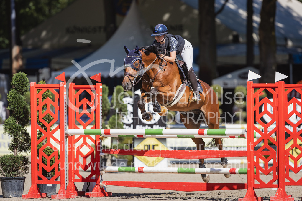 230909_OWLCh_Amateur-S-702 | Deine schönsten Turniermomente als professionelle Fotos! Entdecke hochwertige Pferdesport-Fotografie im Online-Shop. Jetzt Fotos finden & bestellen!