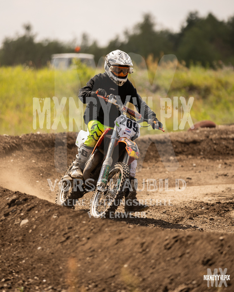 866A1905 | mxndyyvipix
