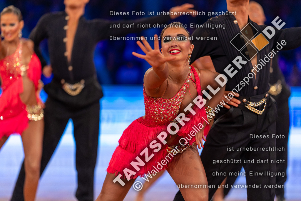 20231111-00535 | Hier finden Sie Tanz Bilder vom Latein und Standard Formationen tanzen. Sportbilder vom Tanzsport. Schöne Fotos und von Weltmeisterschaft, Europameisterschaft, Bundesliga, Regionalliga, Oberliga und Landesliga sowie von GOC Stuttgart, DanceComp, WM Bremen