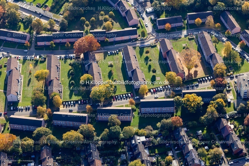 Luftbild Bottrop Wohnhaussiedlung-6722 | Luftbildfotografie Luftbild Herbstluftbild Wohngebiet der Mehrfamilienhaussiedlung im Ortsteil Batenbrock in Bottrop i - Realisiert mit Pictrs.com