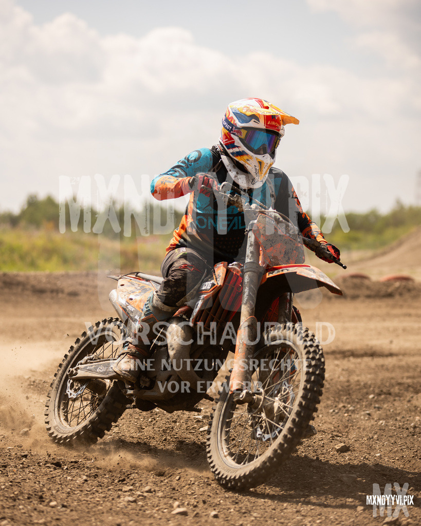 866A1916 | mxndyyvipix