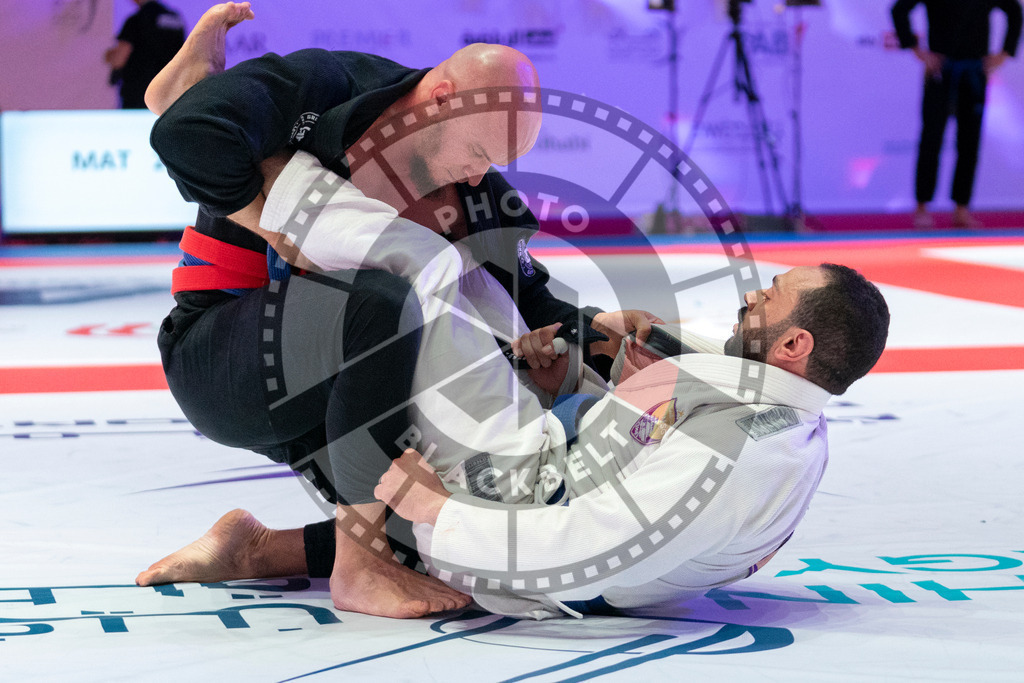 20231106PBB2450 | Fighters compete during the AJP World Master Championship in the Mubadala Arena in Abu Dhabi, Arab United Emirates, on November 6, 2023.