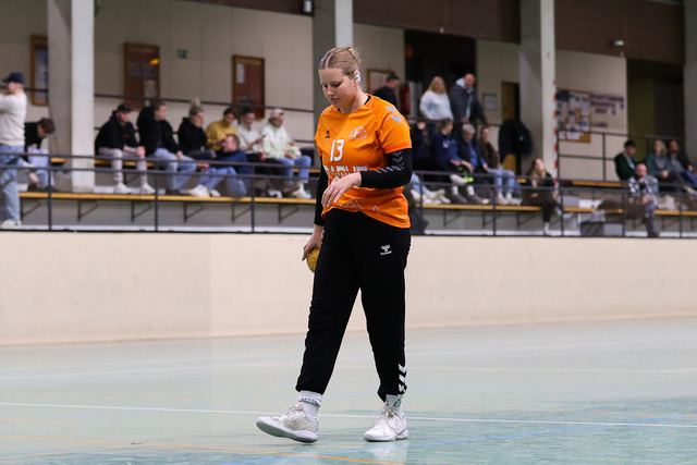Handball I Damen I Saison 2025-2026 I Verbandsliga Süd I HSG Kalkberg 06 - MTV Dänischenhagen I 14.12.2025.116 | Kaja Pauline Tiegs (13, HSG Kalkberg 06) - Realisiert mit Pictrs.com