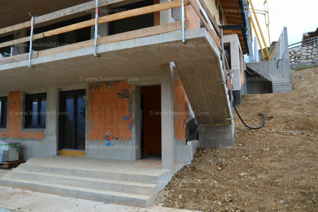 bib-lg04-betonarbeiten-treppen-0774 | Nach LV-Leistungsgruppen sortierte Detailfotos über den Bau eines Hauses. Alle Hausbau-Bilder direkt vom Urheber und Autor der Website Haus-Selber-Bauen.com