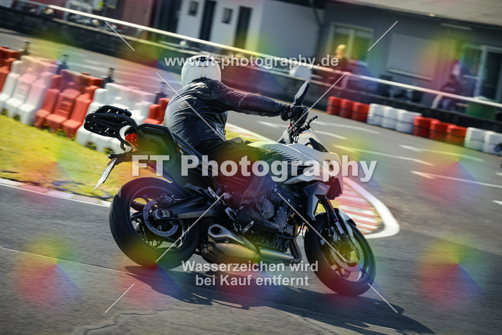OBK_Mai_Volker_Adam-10047 | Hier findet Ihr Bilder von Touristenfahrten auf der Nürburgring Nordschleife oder von anderen Veranstaltungen die ich besucht habe. Viel Spass beim Durch Schauen 