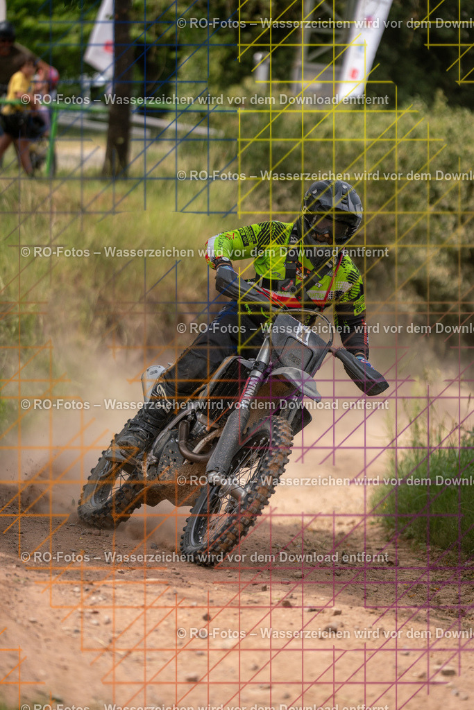 Niederwürzbach 5 Lauf-703 | Sportfotografie von RO-Fotos: Motorsport, Motocross, Enduro, Laufveranstaltungen und Triathlon. Professionelle Fotos von Sportlern und Events. - Realisiert mit Pictrs.com