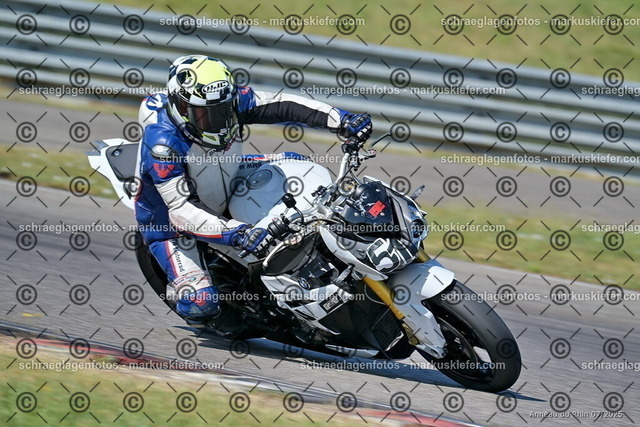 25bt04-0061 | markuskiefer.com - Realisiert mit Pictrs.com