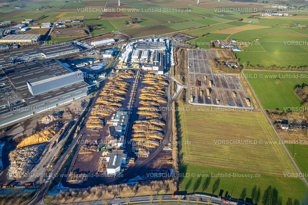 Brilon260104632 | Luftbild, EGGER Holzwerkstoffe Brilon GmbH Holzlager, Gewerbegebiet Ostring, Brilon, Sauerland, Nordrhein-Westfalen, Deutschland