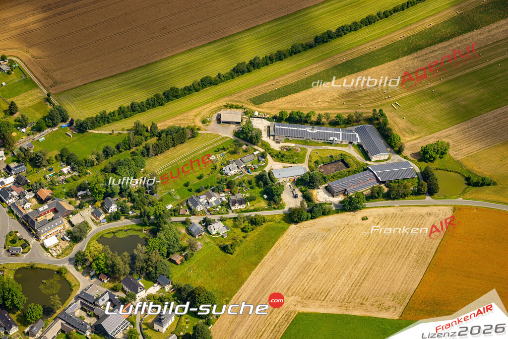 Das Luftbild zeigt : Altengesees Remptendorf - Die Luftaufnahme wurde 2024 vom UL-Flugzeug aus erstellt ( keine Drohne ) - Hochauflösende Luftaufnahme - Für grossformatige Ausdrucke geeignet. Die Geschenkidee !Mit Lizenz und Bildrechte bestellbar