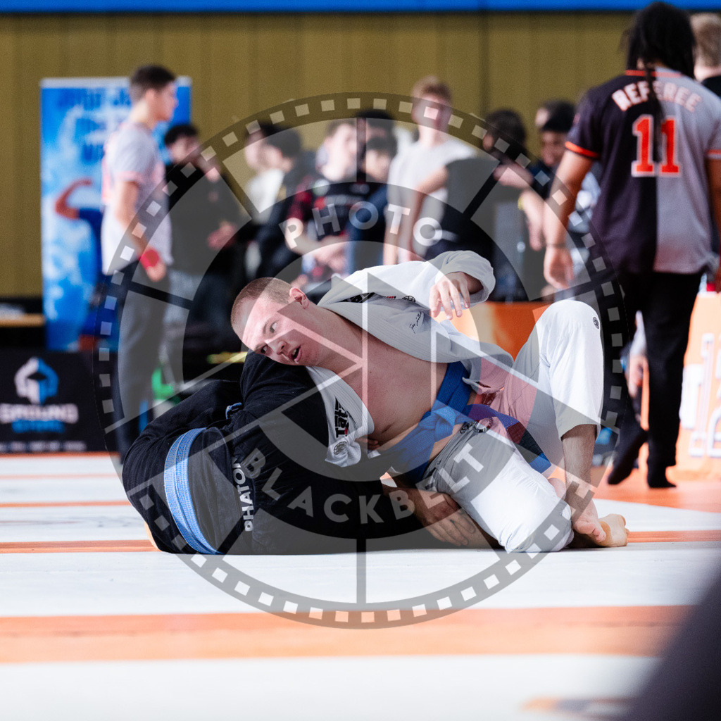 20251122PBB11004 | Athletes compete during the Grappling Industries Berlin Jiu-Jitsu and Grappling Championship, on November 22, 2025 in Berlin, Germany. © photoblackbelt