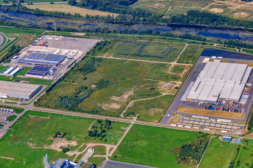 Luftbild: Industriegebiet Oberwald, Logistikfirmen in Wörth am Rhein im Bundesland Rheinland-Pfalz in Deutschland. Foto: IMG_33474.jpg vom 05.09.2010 durch Werner Riehm/FLY-FOTO.de