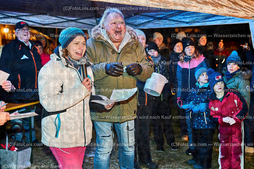 ALP0623_Nacht der Ballone_Lackenhof | (C)FotoLois.com, Alois Spandl, 'Nacht der Ballone' des Ballonclub ÖTSCHERLAND in Lackenhof/Weitental, gemeinsame Veranstaltung mit Tourismusverband ÖTSCHER, Mi 28. Dezember 2022.