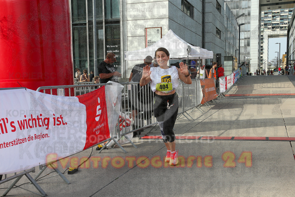 250920_1543_EX1_0571 | Sportfotografie im Rhein-Sieg Kreis, Köln, Bonn, NRW, Rheinland Pfalz, Hessen, etc. Unser Tätigkeitsfeld umfasst den Laufsport vom Volkslauf über den Marathon, Duathlon, Triathon bis zum Ultralauf wie Kölnpfad Ultra oder Schindertrail.