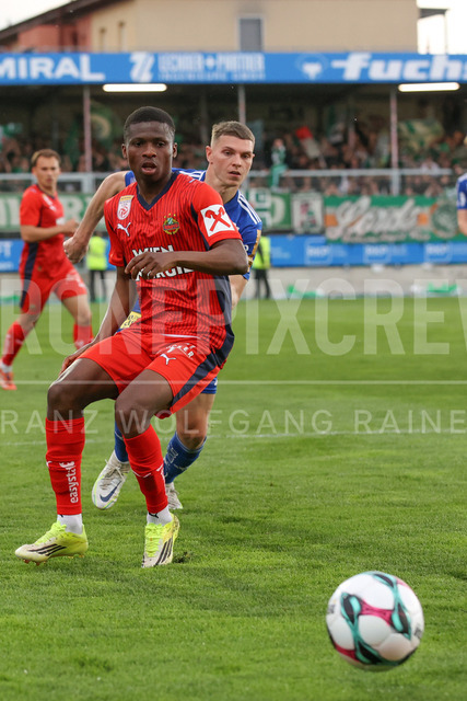 TSV Egger Glas Hartberg vs SK Rapid Wien – Championship Group    | Hartberg, Austria, 19.Apr.26 - SOCCER - ADMIRAL Bundesliga, TSV Egger Glas Hartberg vs SK Rapid Wien. The image shows Romeo Amane (SK Rapid Wien) and Elias Havel (Hartberg). 