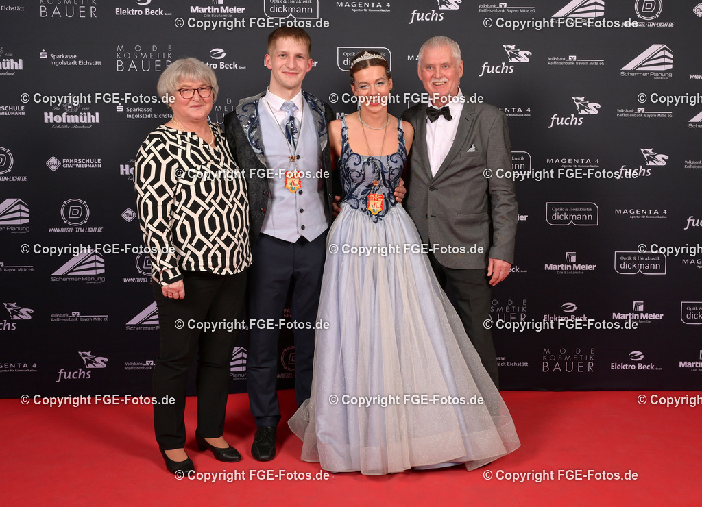 20250208-fge-hofball-0124 | Hofball der FGE am 08.02.2025 im Alten Stadttheater in Eichstätt. - Realisiert mit Pictrs.com