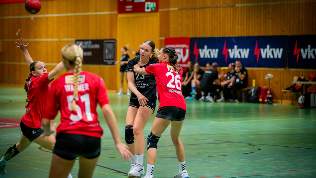 2024-09-28-ssv-st.pölten-U18-158 | "Fussifoto.com – Ihr Ansprechpartner für hochwertige Fotografie! Entdecken Sie kreative Bilder und professionelle Dienstleistungen. Kontaktieren Sie uns für Ihre Projekte!"