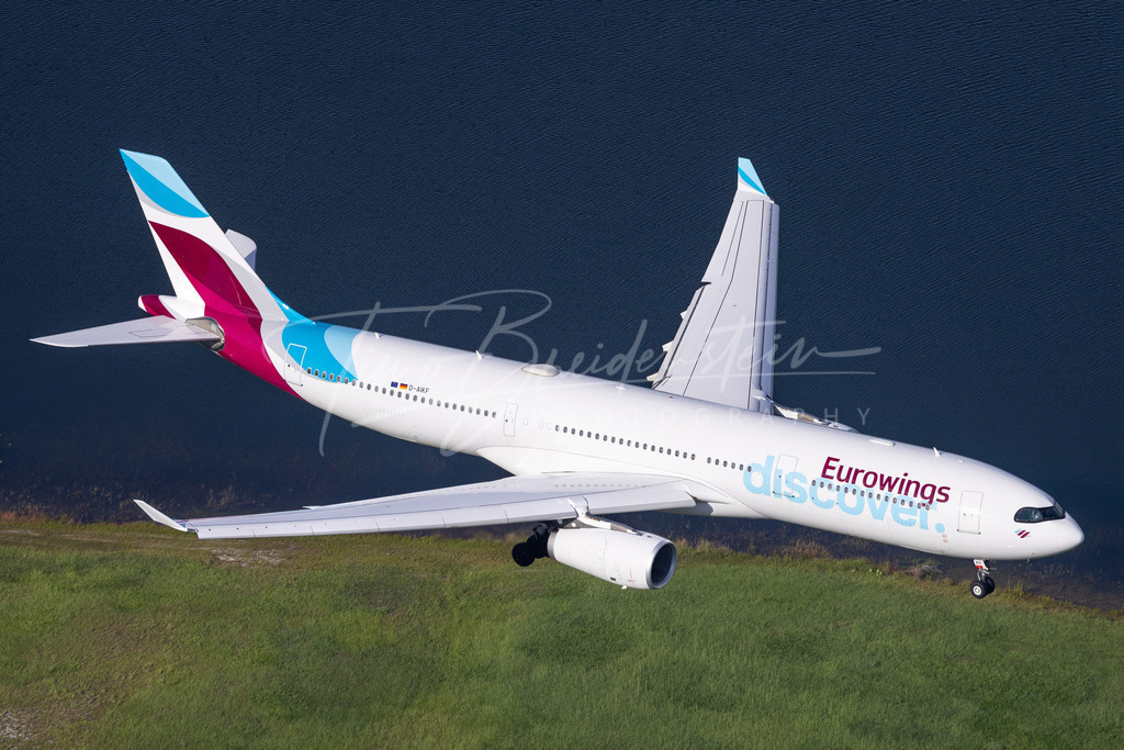 013 | Buy high-quality aviation and travel photography prints by professional photographer Timo Breidenstein. Authentic images, professionally printed, worldwide shipping. - Realisiert mit Pictrs.com