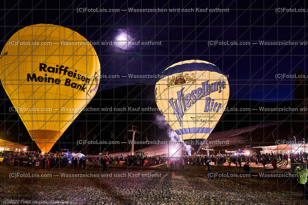ALP0318_Nacht der Ballone_Lackenhof | (C)FotoLois.com, Alois Spandl, 'Nacht der Ballone' des Ballonclub ÖTSCHERLAND in Lackenhof/Weitental, gemeinsame Veranstaltung mit Tourismusverband ÖTSCHER, Mi 28. Dezember 2022.