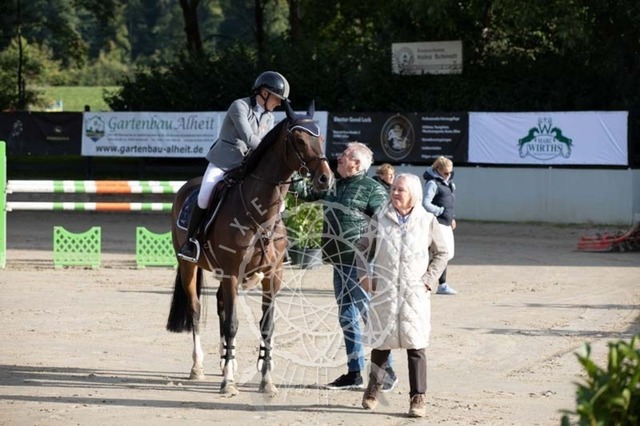 2B4A1085 | pixelfaenger - Realisiert mit Pictrs.com